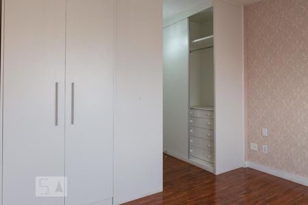 Apartamento à venda com 133m², 3 quartos e 2 vagas Apartamento à venda com 133m², 3 quartos e 2 vagasSuíte 1
