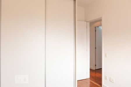 Apartamento à venda com 133m², 3 quartos e 2 vagas Apartamento à venda com 133m², 3 quartos e 2 vagasSuíte 3