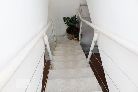 Apartamento à venda com 80m², 1 quarto e 2 vagasEscada