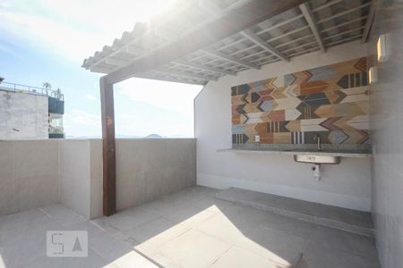 Apartamento para alugar com 197m², 2 quartos e 3 vagas Apartamento para alugar com 197m², 2 quartos e 3 vagasCobertura