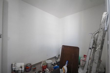 Apartamento para alugar com 197m², 2 quartos e 3 vagas Apartamento para alugar com 197m², 2 quartos e 3 vagasQuarto de Serviço