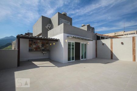 Apartamento para alugar com 197m², 2 quartos e 3 vagas Apartamento para alugar com 197m², 2 quartos e 3 vagasCobertura