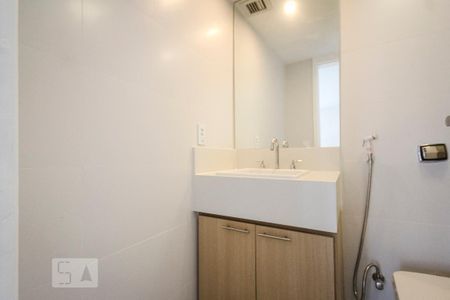 Apartamento para alugar com 197m², 2 quartos e 3 vagas Apartamento para alugar com 197m², 2 quartos e 3 vagasBanheiro 3