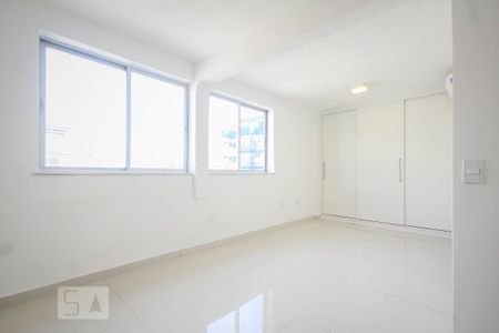 Apartamento para alugar com 197m², 2 quartos e 3 vagas Apartamento para alugar com 197m², 2 quartos e 3 vagasSuíte