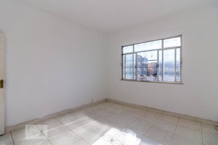 Quarto 1 de casa para alugar com 2 quartos, 70m² em Jardim Sulacap, Rio de Janeiro