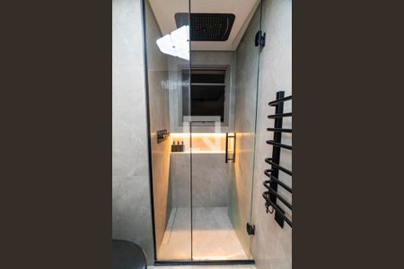 Apartamento para alugar com 100m², 1 quarto e 2 vagasBanheiro da Suíte Detalhe