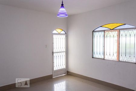 Sala de casa para alugar com 2 quartos, 105m² em Campo Grande, Rio de Janeiro