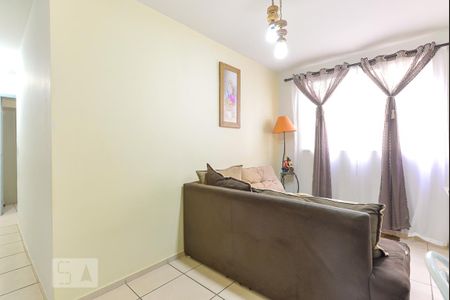 Sala de apartamento para alugar com 2 quartos, 48m² em Jardim Nova Europa, Campinas