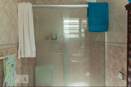 Casa à venda com 250m², 3 quartos e 2 vagasBanheiro da Suíte