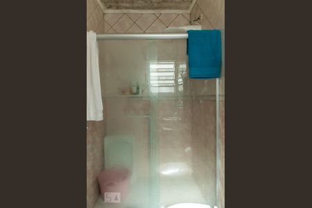 Casa à venda com 250m², 3 quartos e 2 vagasBanheiro da Suíte