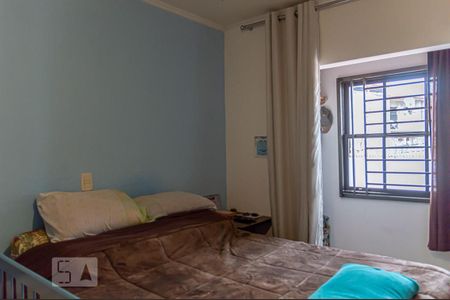 Casa à venda com 250m², 3 quartos e 2 vagasQuarto Suíte