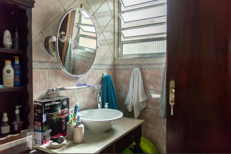 Casa à venda com 250m², 3 quartos e 2 vagasBanheiro da Suíte