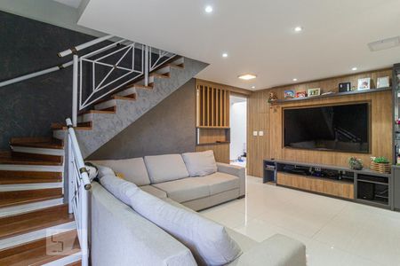 Sala de casa à venda com 4 quartos, 240m² em Pestana, Osasco