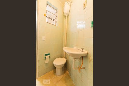 Banheiro de casa para alugar com 1 quarto, 50m² em Vila Guarani (z Sul), São Paulo