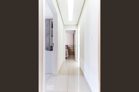 Corredor Quartos de apartamento para alugar com 2 quartos, 46m² em Jardim Leonor Mendes de Barros, São Paulo