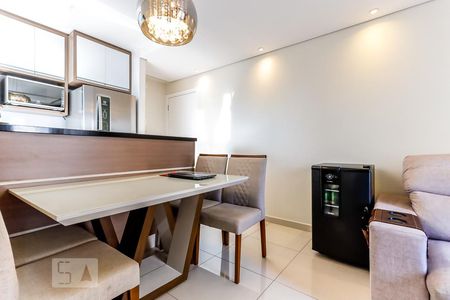 Sala de apartamento para alugar com 2 quartos, 46m² em Jardim Leonor Mendes de Barros, São Paulo