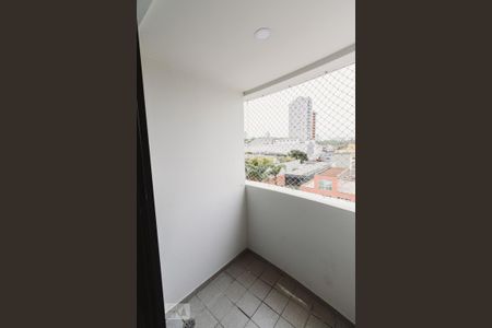 Varanda de apartamento para alugar com 3 quartos, 69m² em Vila Hamburguesa, São Paulo