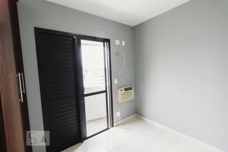 Suíte 1 de apartamento para alugar com 3 quartos, 69m² em Vila Hamburguesa, São Paulo