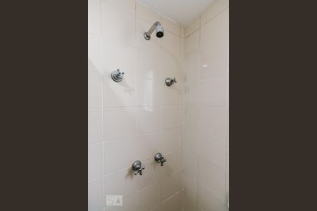 Apartamento para alugar com 69m², 3 quartos e 1 vaga Apartamento para alugar com 69m², 3 quartos e 1 vagaBanheiro da Suíte 1 Chuveiro