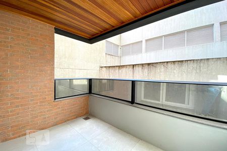 Sacada da Sala de apartamento à venda com 2 quartos, 69m² em Morro do Espelho, São Leopoldo