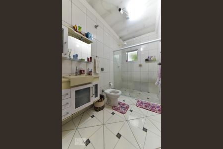 Casa à venda com 223m², 3 quartos e 3 vagasBanheiro Social