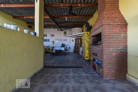 Casa à venda com 223m², 3 quartos e 3 vagasVaranda Gourmet