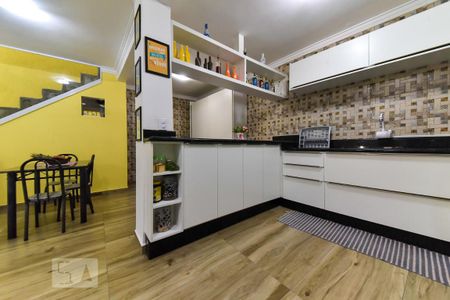 Casa à venda com 223m², 3 quartos e 3 vagasCozinha