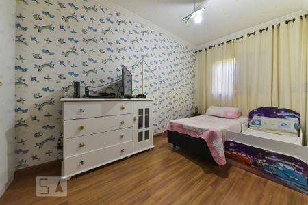 Casa à venda com 223m², 3 quartos e 3 vagasQuarto 2