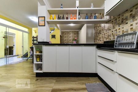 Casa à venda com 223m², 3 quartos e 3 vagasCozinha