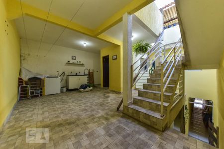 Casa à venda com 223m², 3 quartos e 3 vagasÁrea de Serviço