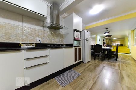 Casa à venda com 223m², 3 quartos e 3 vagasCozinha