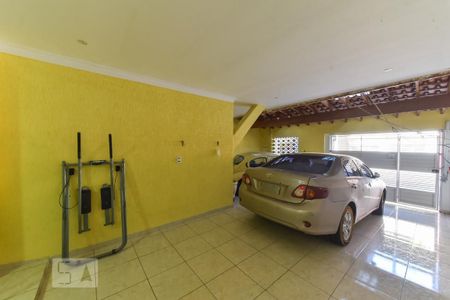 Casa à venda com 223m², 3 quartos e 3 vagasGaragem