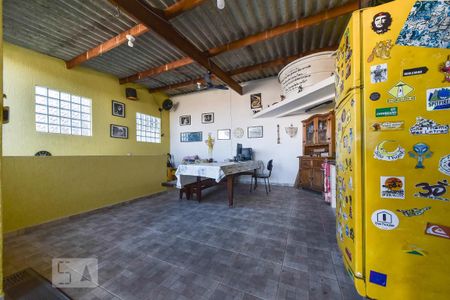 Casa à venda com 223m², 3 quartos e 3 vagasVaranda Gourmet