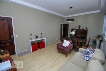 Apartamento à venda com 113m², 3 quartos e 1 vagaSala de Estar