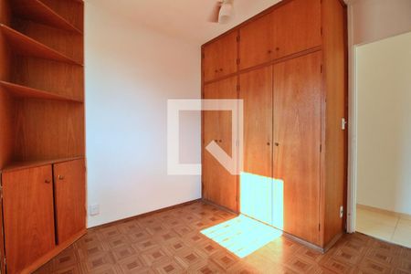 Apartamento à venda com 78m², 3 quartos e 1 vagaQuarto 2