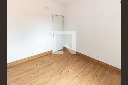 Quarto 1 de casa à venda com 5 quartos, 223m² em Vila Invernada, São Paulo