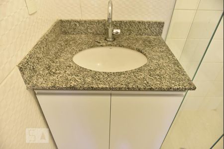 Apartamento à venda com 65m², 2 quartos e 1 vagaBanheiro da suite