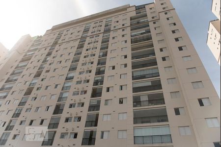 Apartamento à venda com 65m², 2 quartos e 1 vagaFachada