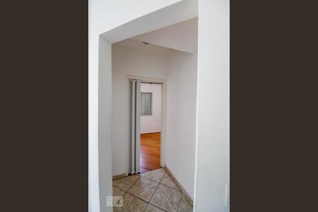 Corredor de apartamento para alugar com 2 quartos, 58m² em Macedo, Guarulhos