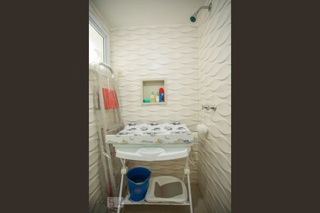 Apartamento à venda com 56m², 2 quartos e 1 vaga Apartamento à venda com 56m², 2 quartos e 1 vagaBanheiro 2