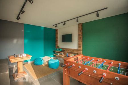 Apartamento à venda com 56m², 2 quartos e 1 vaga Apartamento à venda com 56m², 2 quartos e 1 vagaÁrea comum - Salão de Jogos