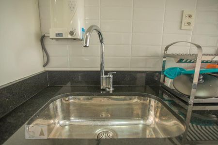 Apartamento à venda com 56m², 2 quartos e 1 vaga Apartamento à venda com 56m², 2 quartos e 1 vagaCozinha - Torneira