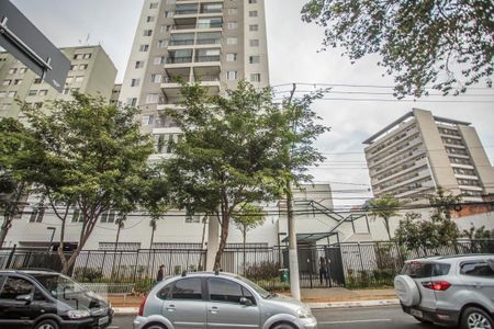 Apartamento à venda com 56m², 2 quartos e 1 vaga Apartamento à venda com 56m², 2 quartos e 1 vagaFachada