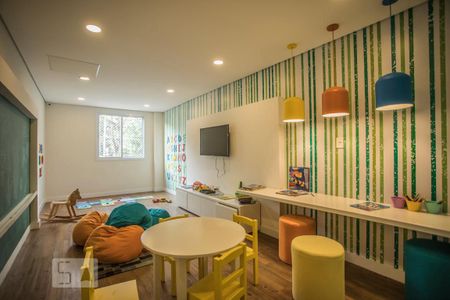 Apartamento à venda com 56m², 2 quartos e 1 vaga Apartamento à venda com 56m², 2 quartos e 1 vagaÁrea comum - Brinquedoteca