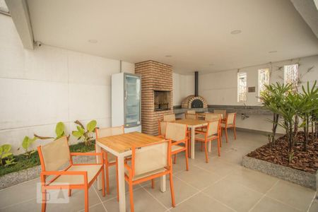 Apartamento à venda com 56m², 2 quartos e 1 vaga Apartamento à venda com 56m², 2 quartos e 1 vagaÁrea comum - Churrasqueira