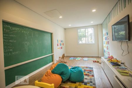 Apartamento à venda com 56m², 2 quartos e 1 vaga Apartamento à venda com 56m², 2 quartos e 1 vagaÁrea comum - Brinquedoteca