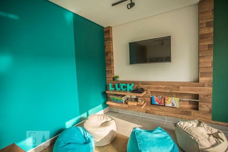 Apartamento à venda com 56m², 2 quartos e 1 vaga Apartamento à venda com 56m², 2 quartos e 1 vagaÁrea comum - Salão de Jogos