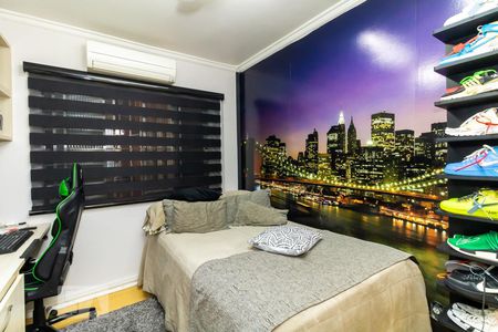 Casa à venda com 320m², 3 quartos e 8 vagasQuarto 2