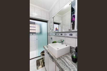 Casa à venda com 320m², 3 quartos e 8 vagasBanheiro