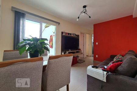 Sala de apartamento para alugar com 2 quartos, 45m² em Jardim Ipe, Sorocaba